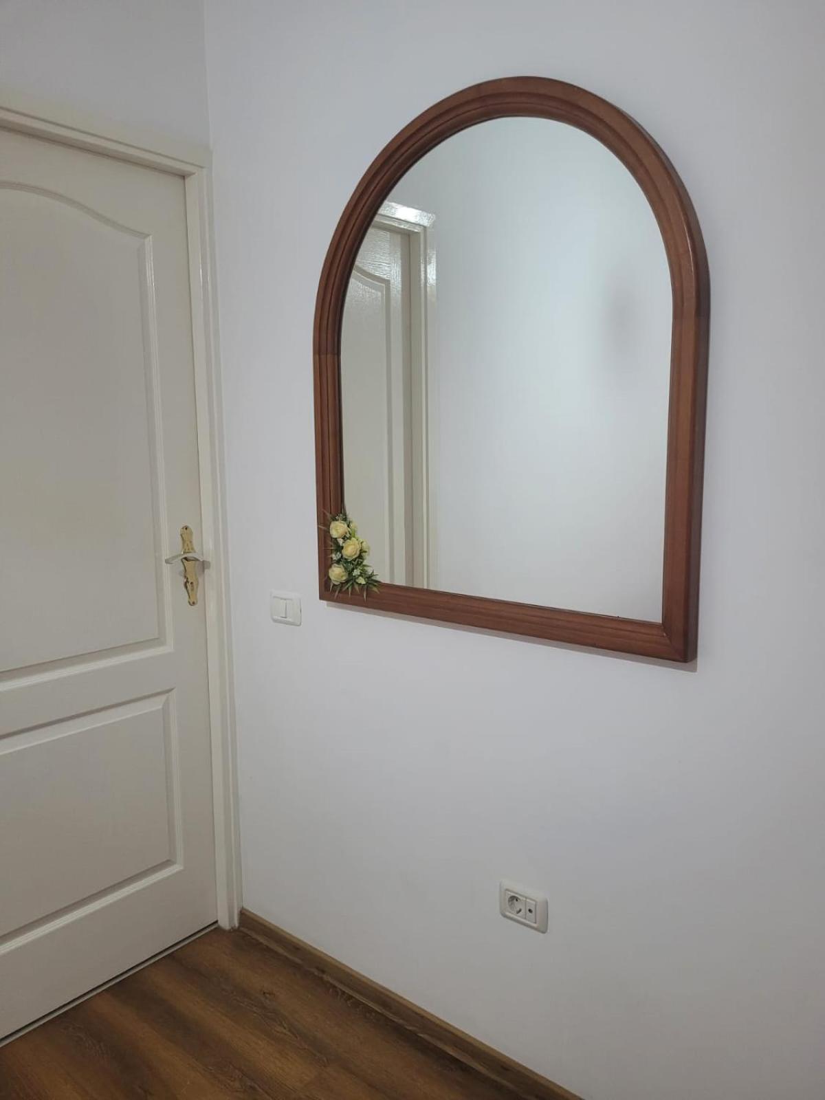 Appartamento Golden Stars Arad Esterno foto